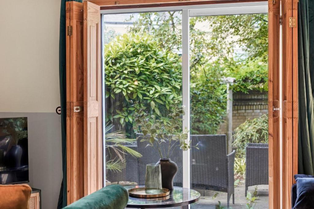 Boutique House - Parking - Garden Hébergement de vacances *